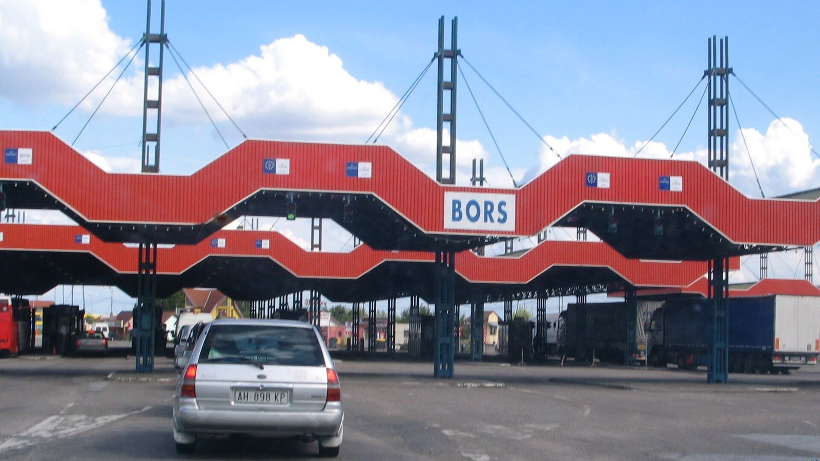 Ártánd–Borș határátkelő szabadtéri látképe — szabadon megtekinthető falukép / határátkelő kiegészítés (Berettyóújfalui járás).
