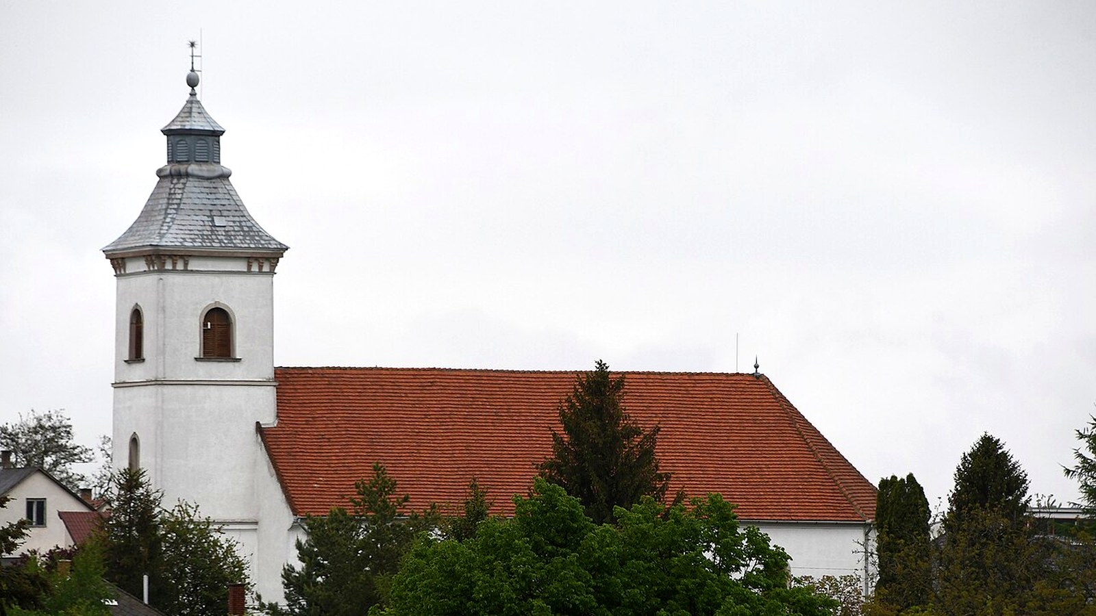 Gönc templomának / belvárosi kültéri látképe — szabadon megközelíthető járásszékhelyi hangulat (múzeum beltér nem ingyenes).